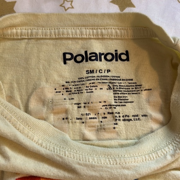 Light Yellow Polaroid Cropped Shirt. Size SM - Picture 3 of 3